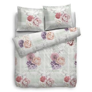 Romantisch dekbedovertrek met bloemen op een subtiel geruit, lichtgroene achtergrond