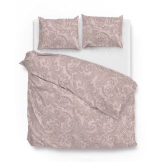 Zachtroze Zo! Home dekbedovertrek met paisleyprint op een matras met wit hoeslaken
